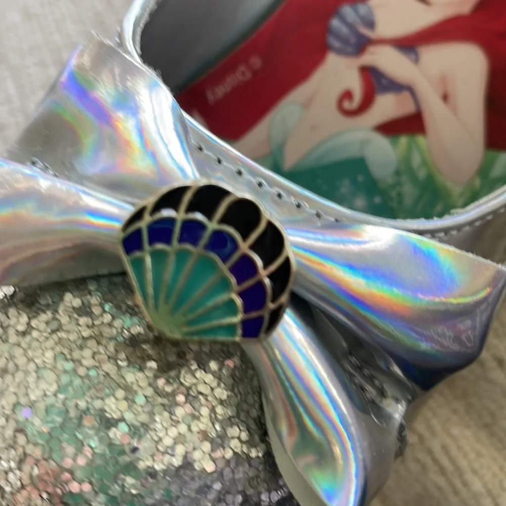 Toddler Girls' size 6 7 Disney Princess costume shoes - Silver Ariel Merm…